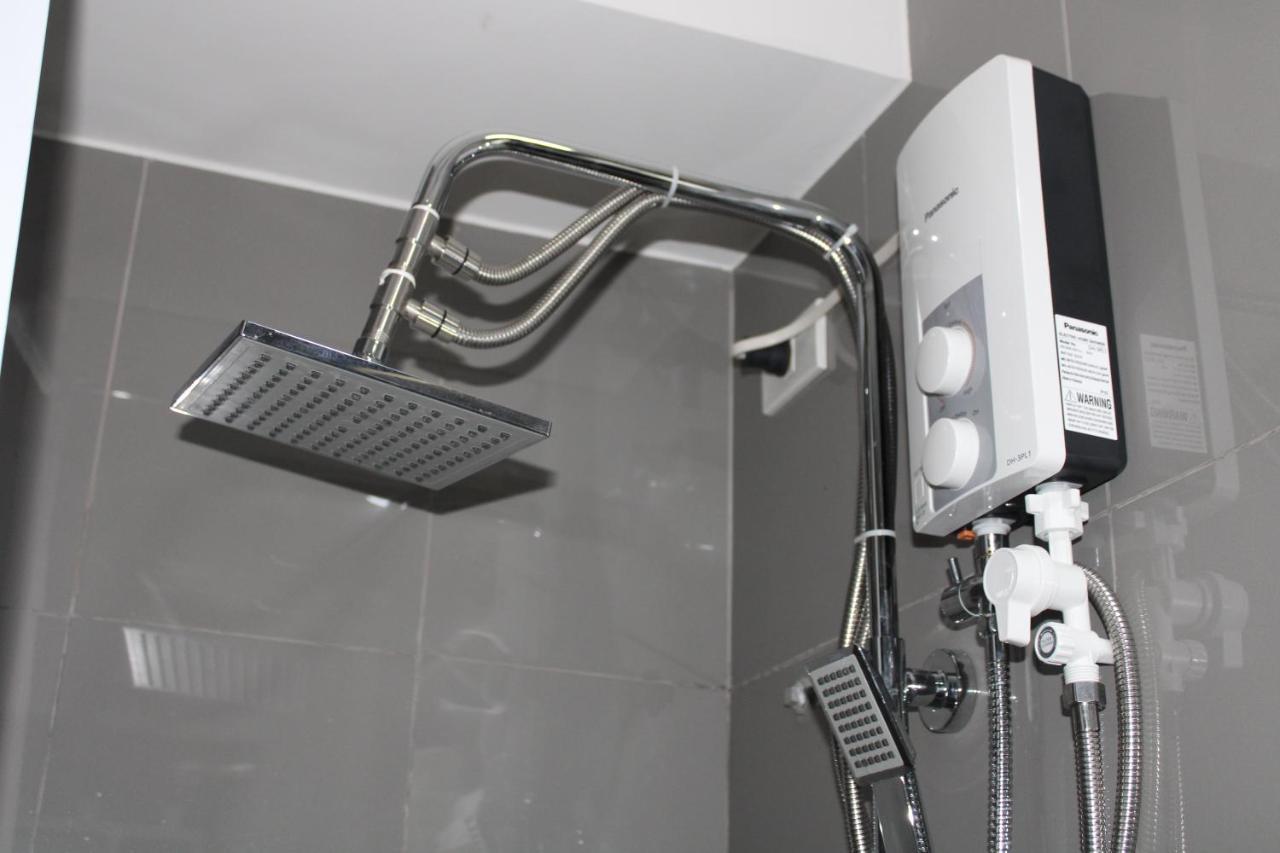 Stylish&Comfort Unit With Balcony In Air Makati Makati City Екстер'єр фото