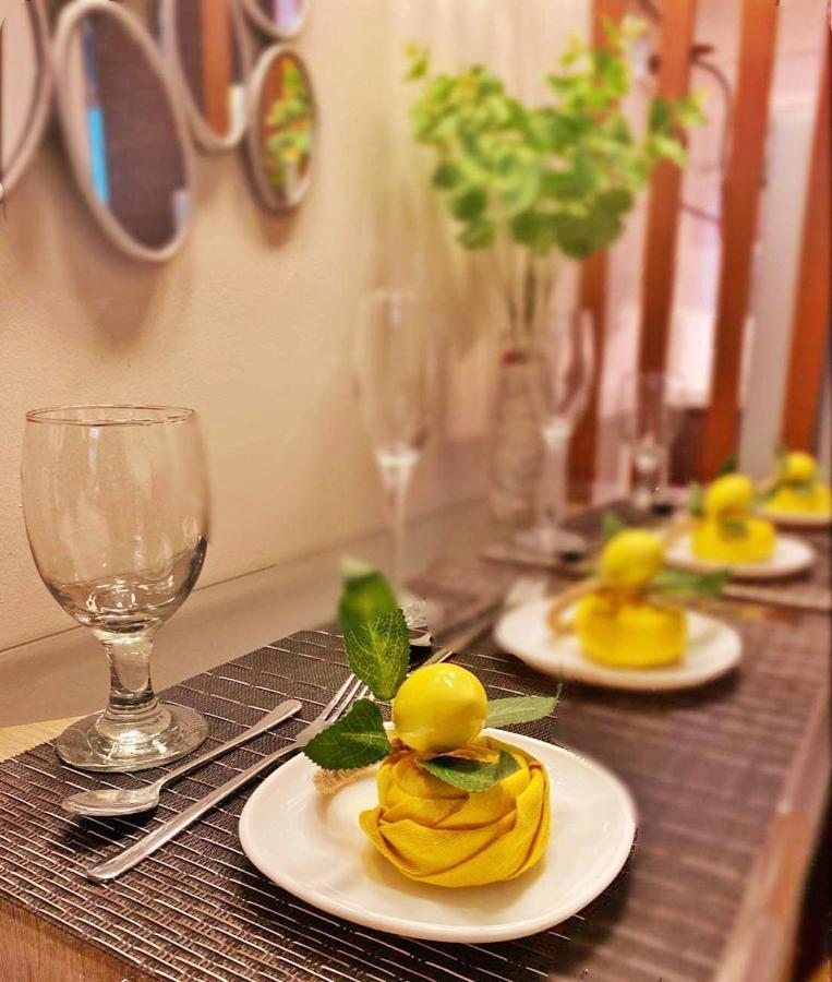 Stylish&Comfort Unit With Balcony In Air Makati Makati City Екстер'єр фото