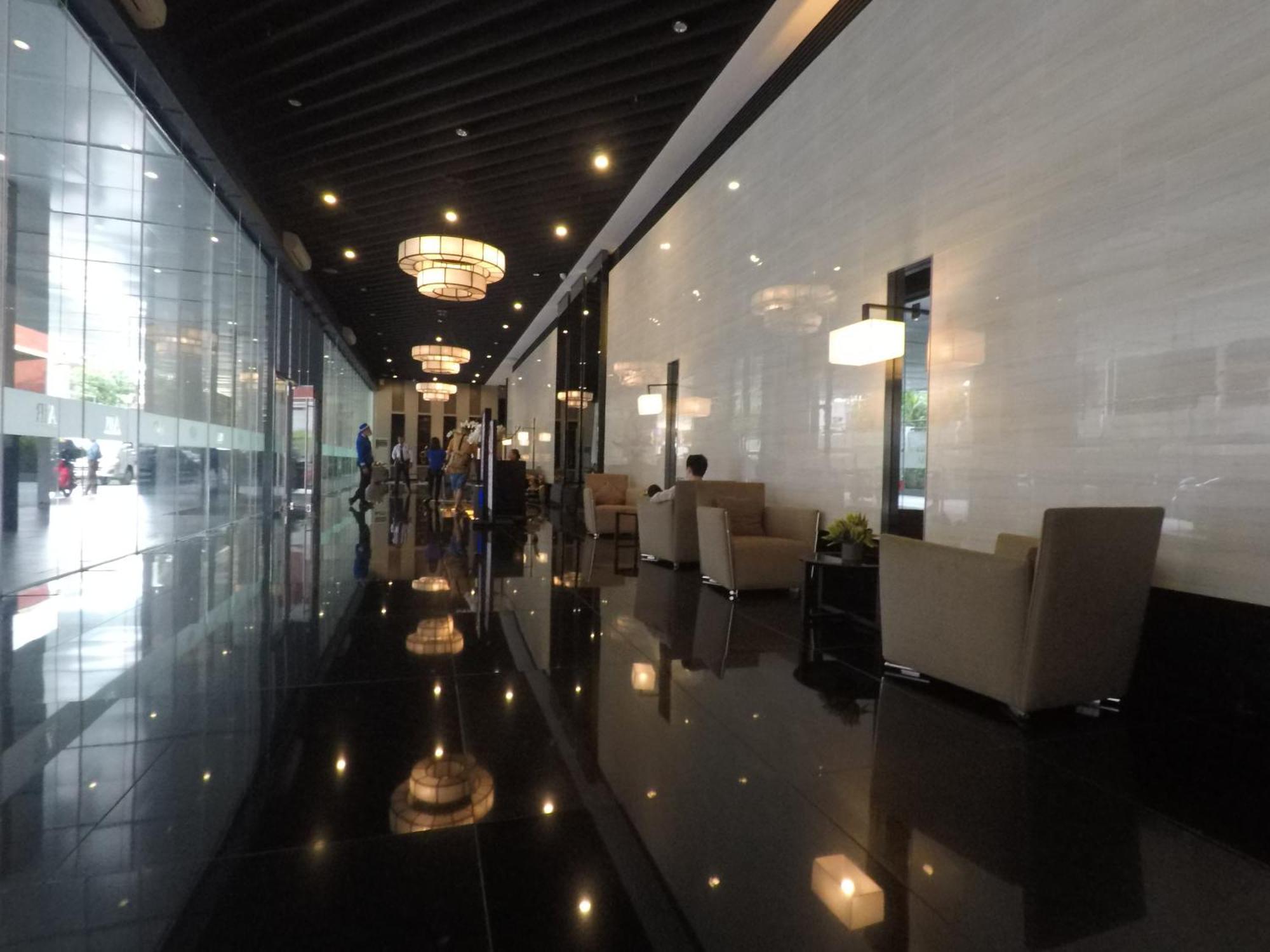 Stylish&Comfort Unit With Balcony In Air Makati Makati City Екстер'єр фото