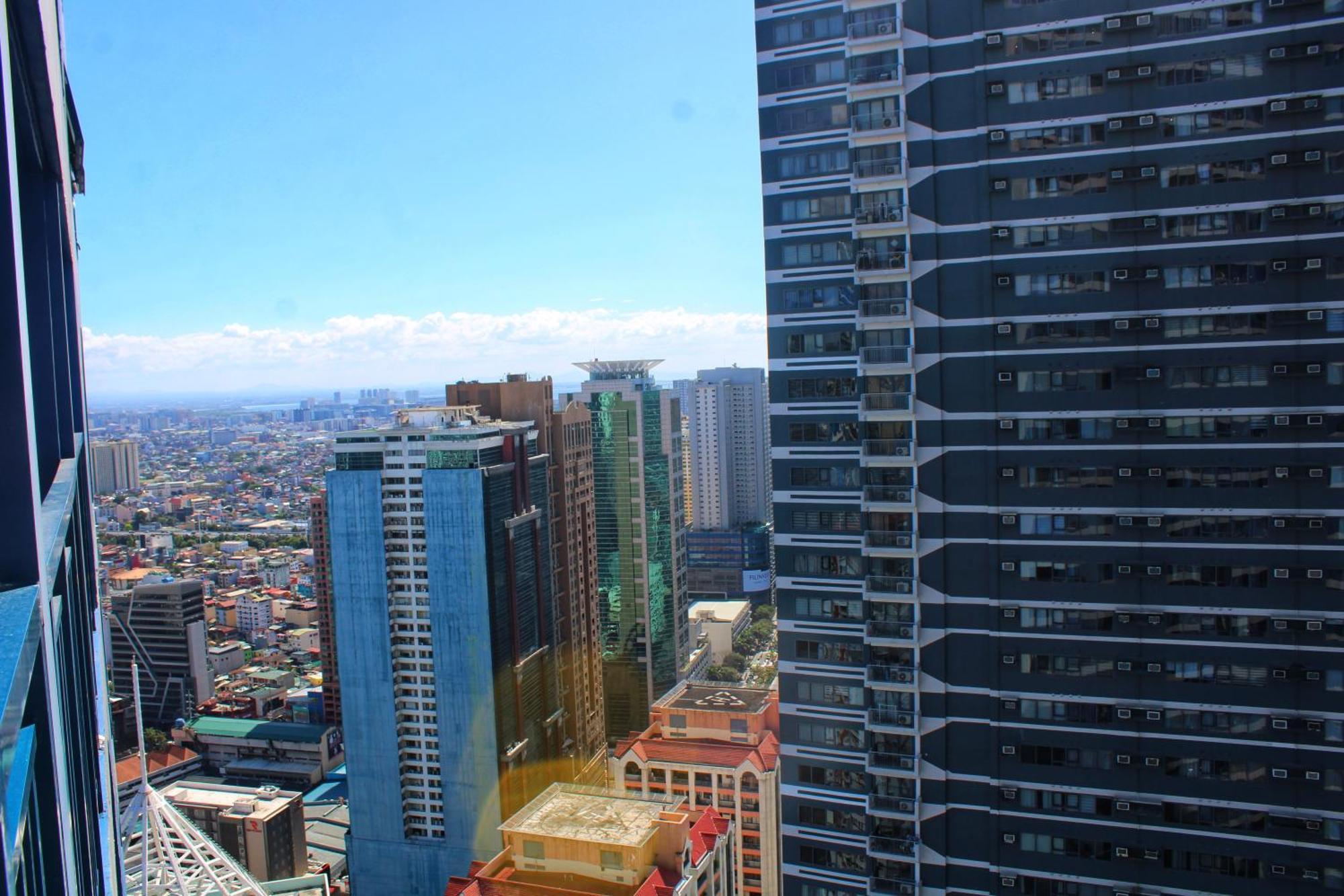 Stylish&Comfort Unit With Balcony In Air Makati Makati City Екстер'єр фото