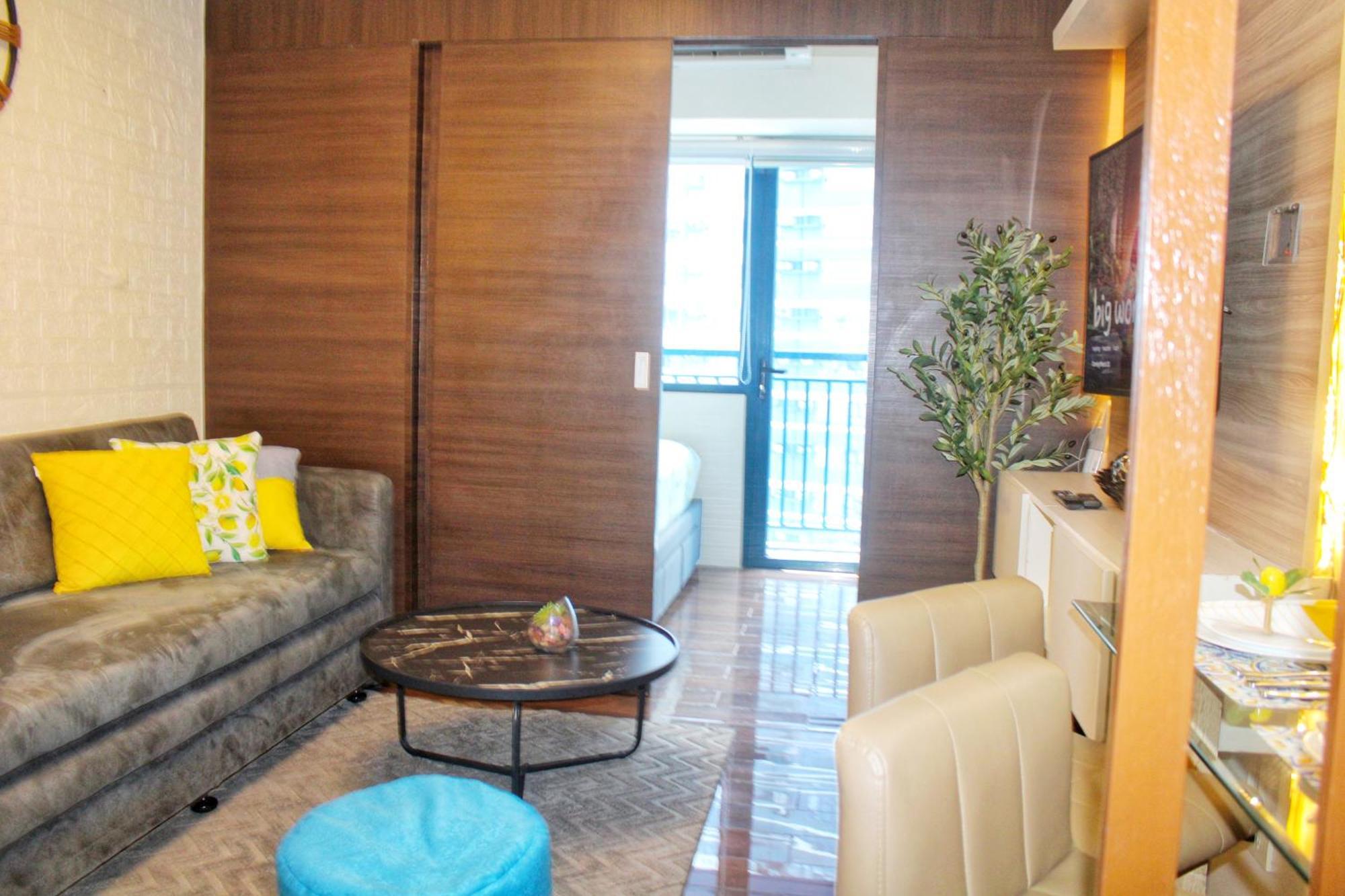Stylish&Comfort Unit With Balcony In Air Makati Makati City Екстер'єр фото