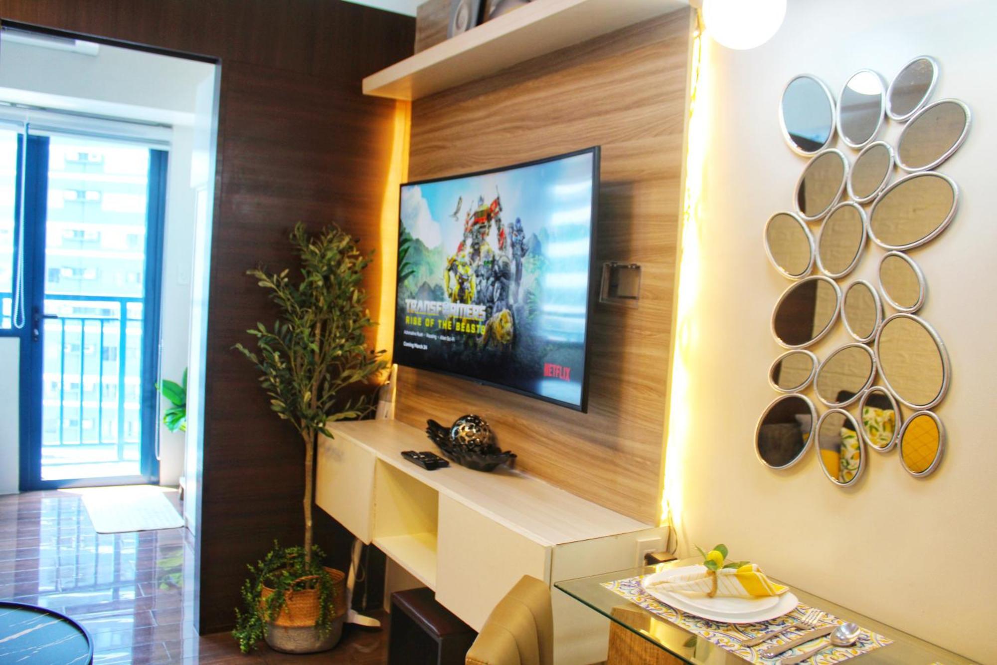 Stylish&Comfort Unit With Balcony In Air Makati Makati City Екстер'єр фото
